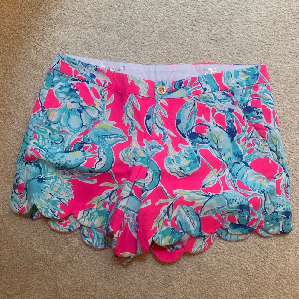 Lilly Pulitzer buttercup scallop short